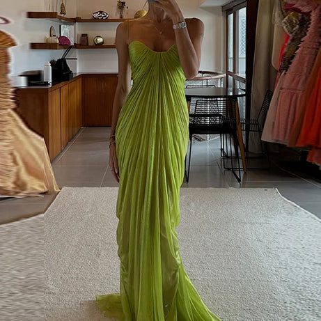 Vestidos de fiesta plisados ​​verdes 2026, nuevos vestidos de verano para mujer, sexys, sin hombros, sin espalda, con tirantes, vestidos largos lisos para mujer