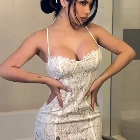Robe mini moulante à bretelles en dentelle Dulzura été 2024 pour femme, style streetwear sexy, idéale pour les soirées et les clubs. Livraison directe. Vêtements style années 2000.