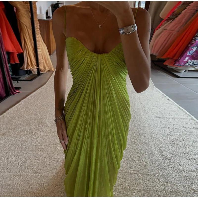 Vestidos de fiesta plisados ​​verdes 2026, nuevos vestidos de verano para mujer, sexys, sin hombros, sin espalda, con tirantes, vestidos largos lisos para mujer