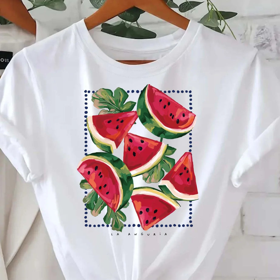 T-shirt minimaliste à imprimé pastèque pour l'été, haut décontracté à manches courtes et col rond pour femme, vêtement doux au quotidien