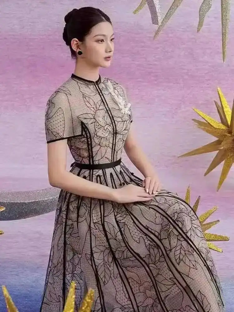 Robe DEAT élégante à col rond, broderie, patchwork de gaze, coupe trapèze, unie, robe de soirée femme printemps 2026, nouvelle mode 35Z927