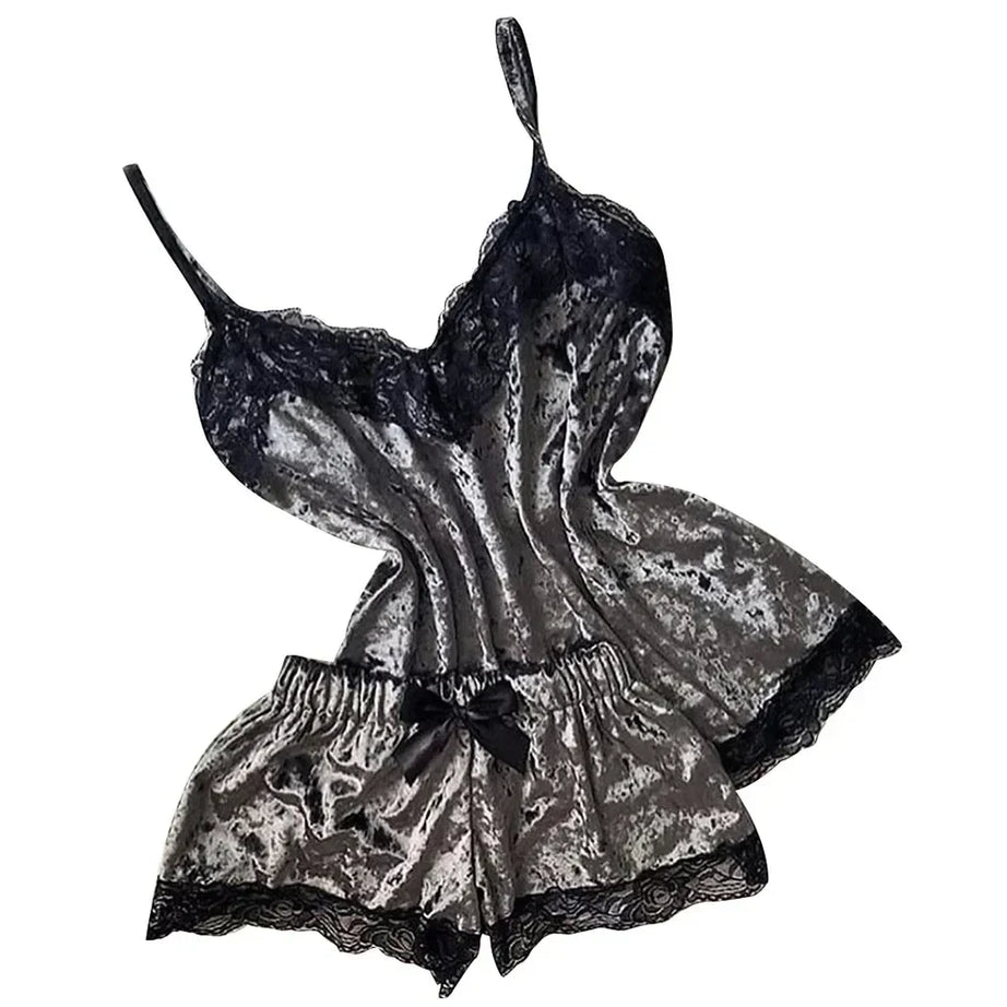 Ensemble de pyjama d'été en dentelle et satin sexy pour femme, composé d'un haut court et d'un short. Vêtement d'intérieur et de détente.