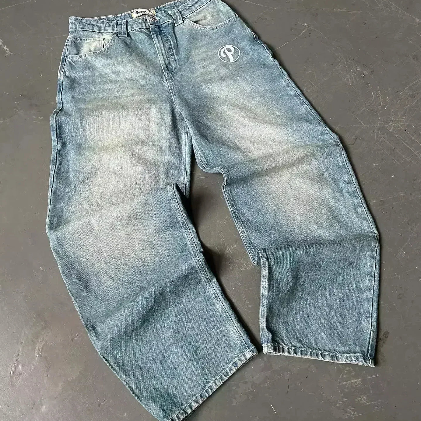 Jean tendance streetwear brodé de têtes de mort pour femme, style Harajuku Y2K, pantalon droit à jambes larges, style Joker, jean décontracté pour couple