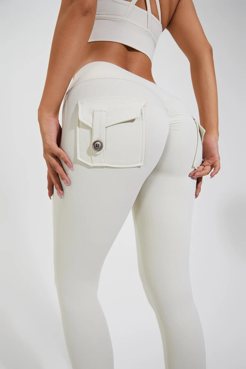 Pantalon de yoga en nylon DIAS FIT JOY, avec poches arrière, effet push-up, respirant et sans coutures apparentes.